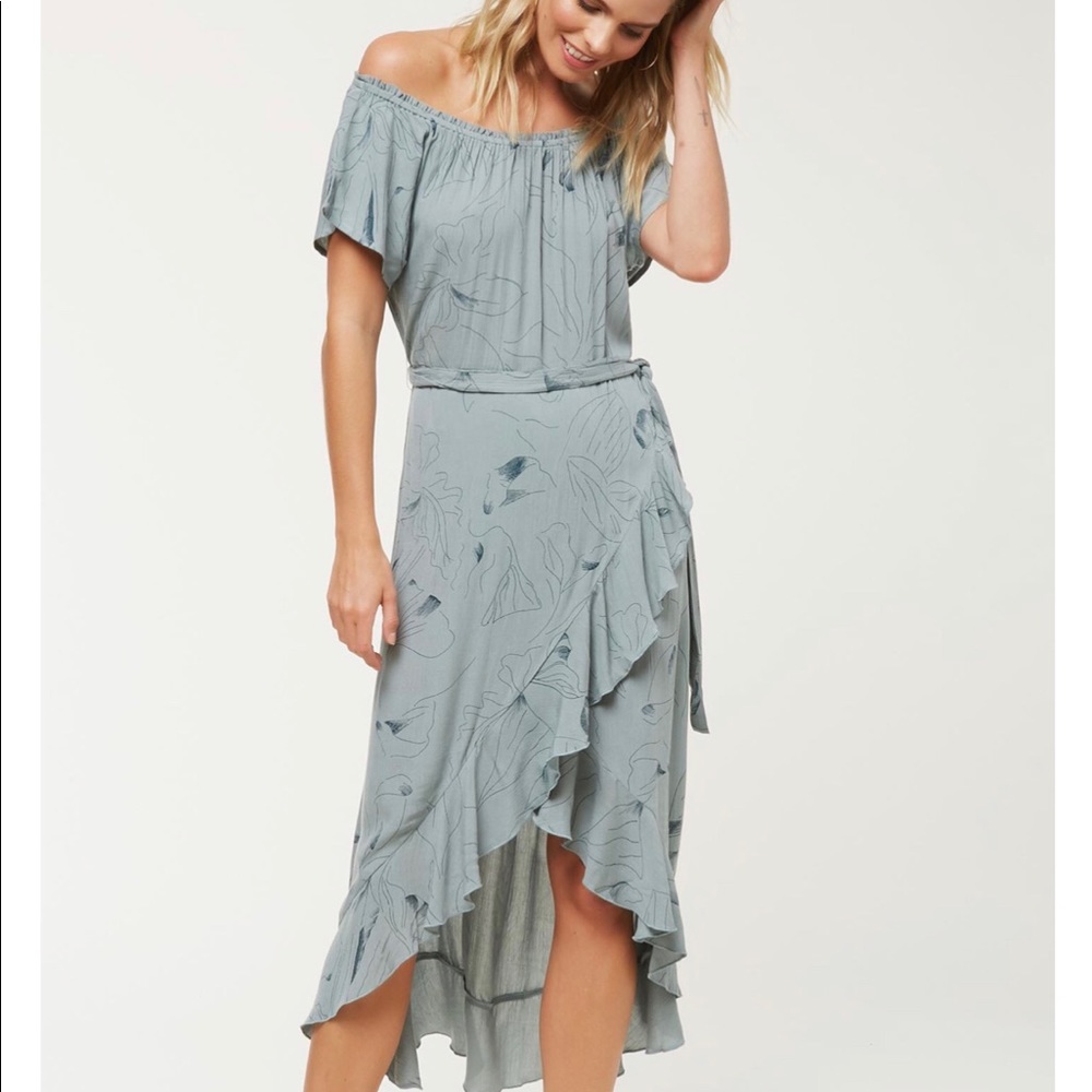 Midi high-low dress with tie